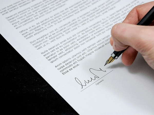Consejos para firmar un contrato editorial